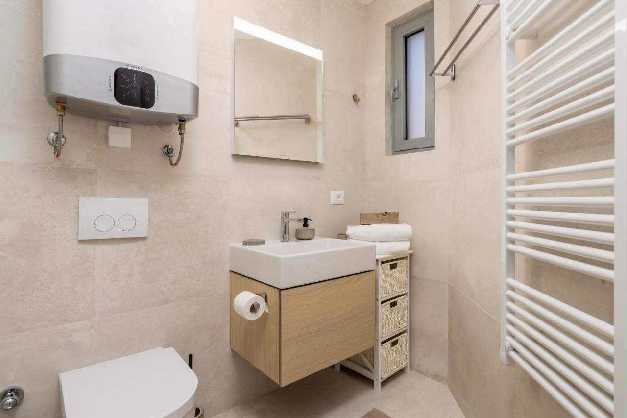 Luxury City Center Apartment -50M To The Sea Опатия Екстериор снимка